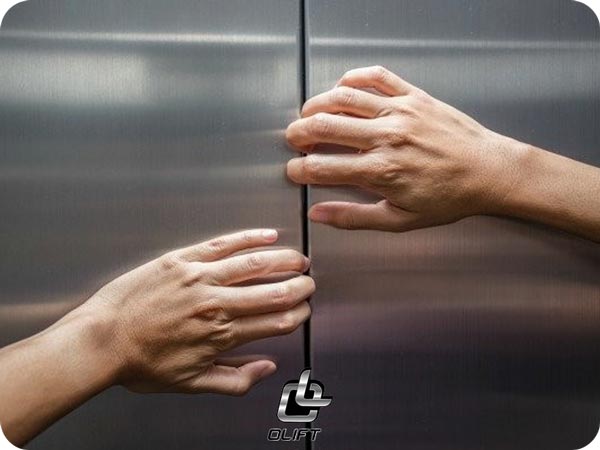سیستم اضطراری آسانسور (black out)